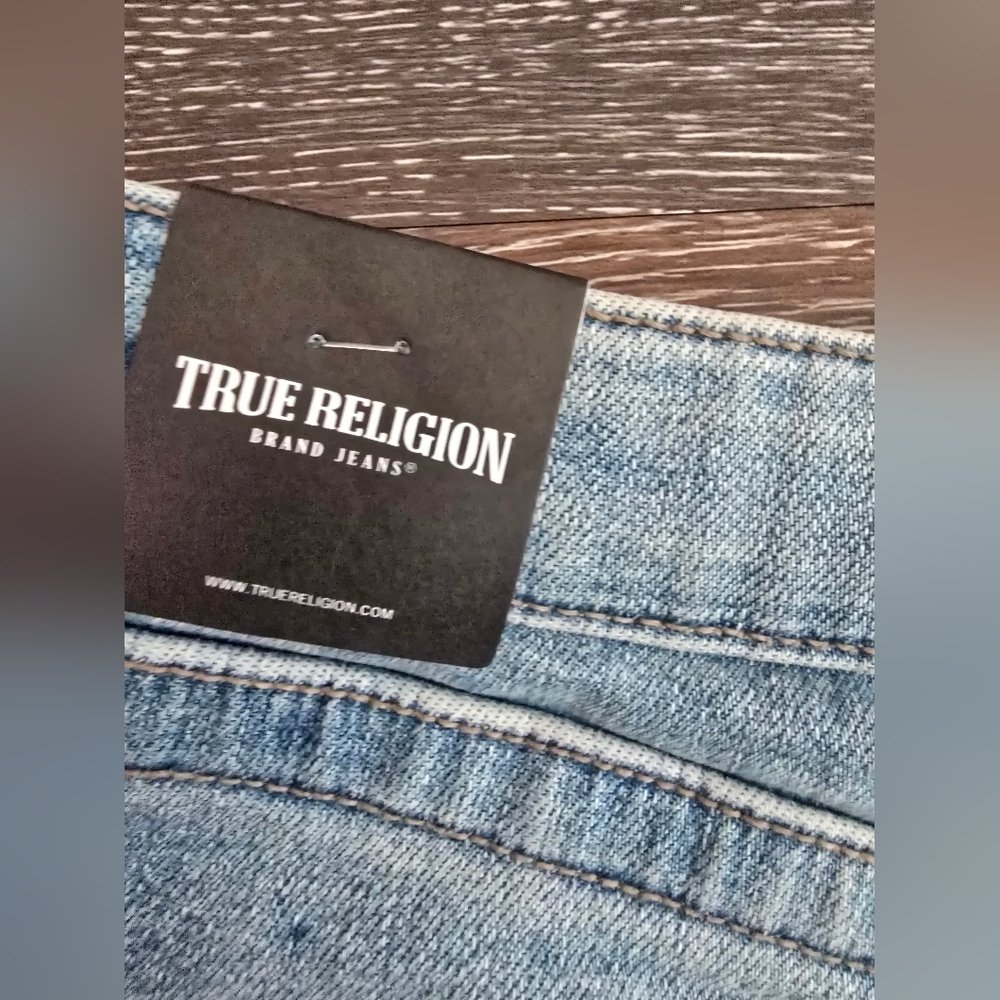 NEW TRUE RELIGION BLUE SHORT SIZE W31  high rise short  nwt - Picture 4 of 12